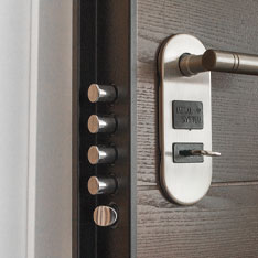 вскрытие входной металлической двери